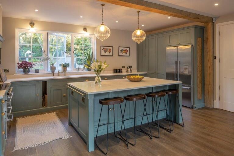 Surrey Countryside Home image 4