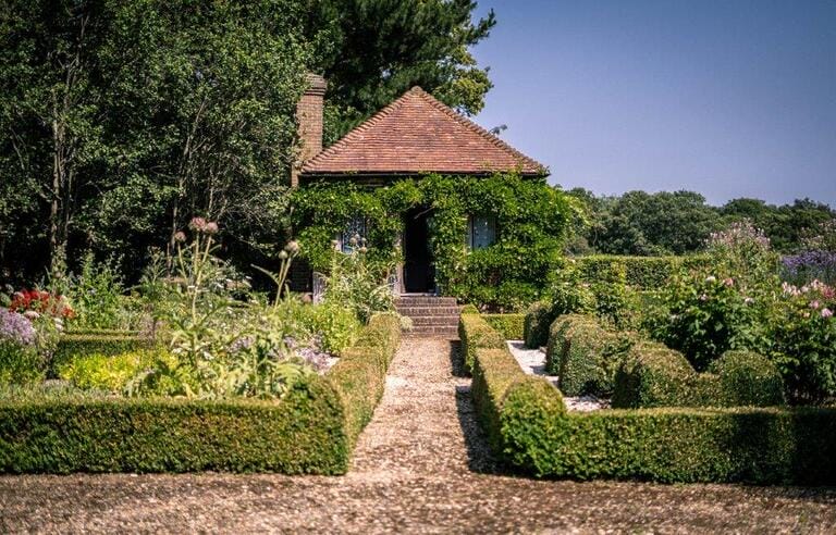 Magnificent Countryside Estate image 39