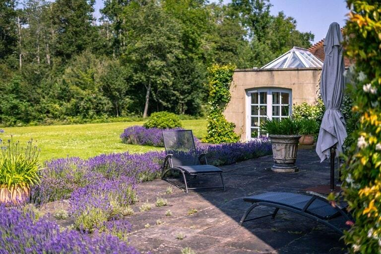 Magnificent Countryside Estate image 23