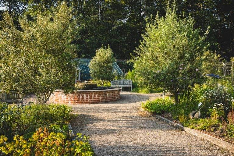 Magnificent Countryside Estate image 33