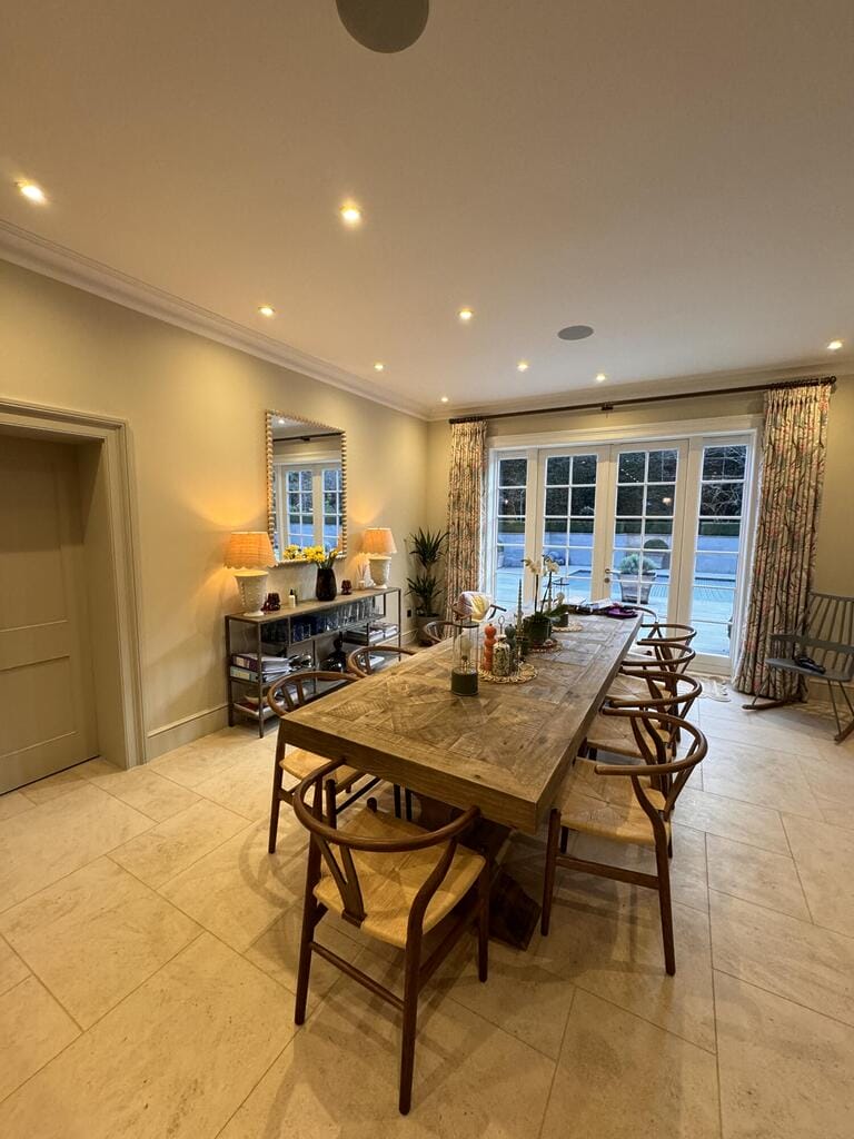 Kingston 7 Bedroom Home image 6