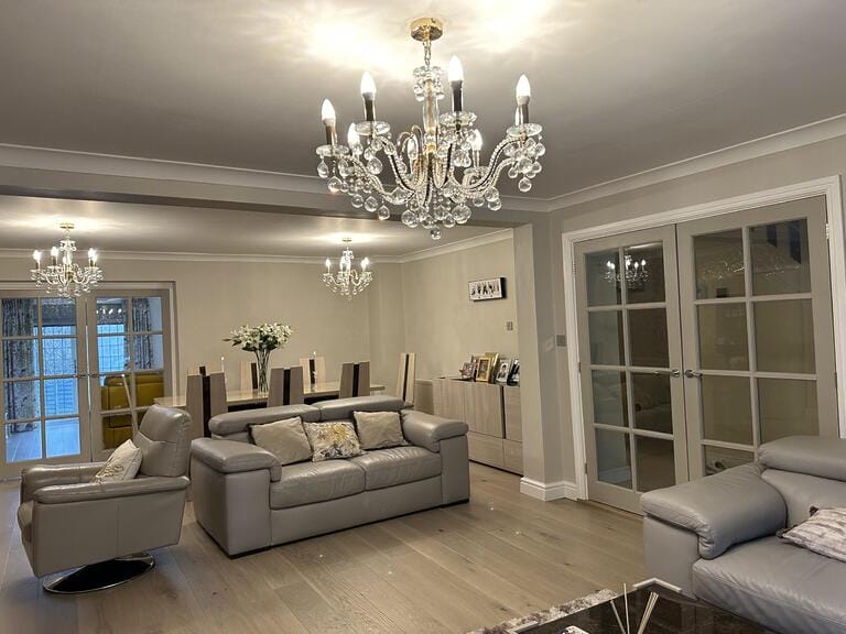 Detached Family Home image 10