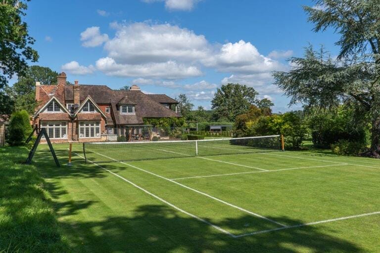 Grade II Listed Manor House image 39