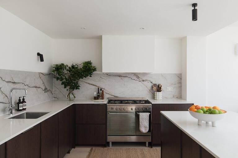 Stylish Semi Detached Home image 3