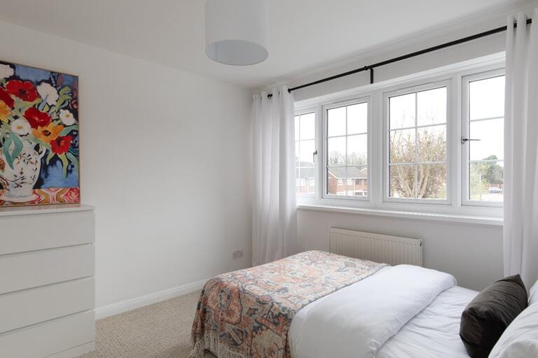 Stylish Semi Detached Home image 15