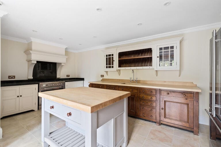 Magnificent Grade II Listed Hampton Home image 11