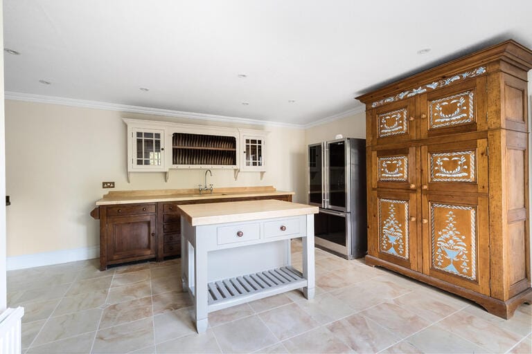 Magnificent Grade II Listed Hampton Home image 10