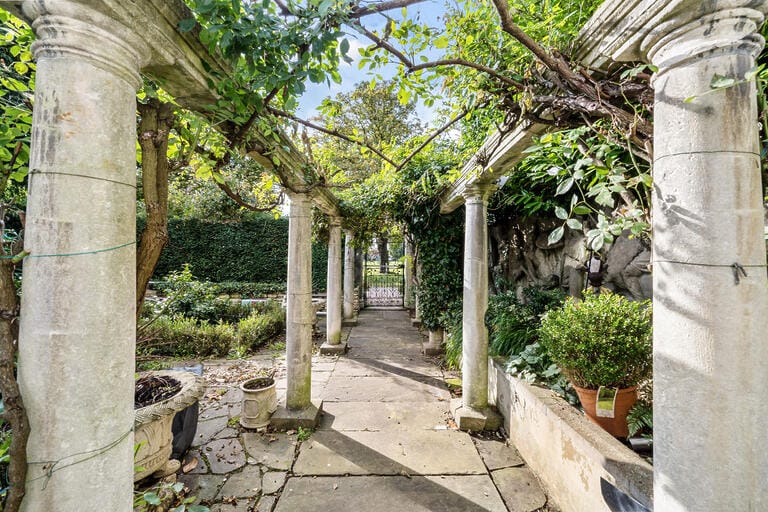 Magnificent Grade II Listed Hampton Home image 36