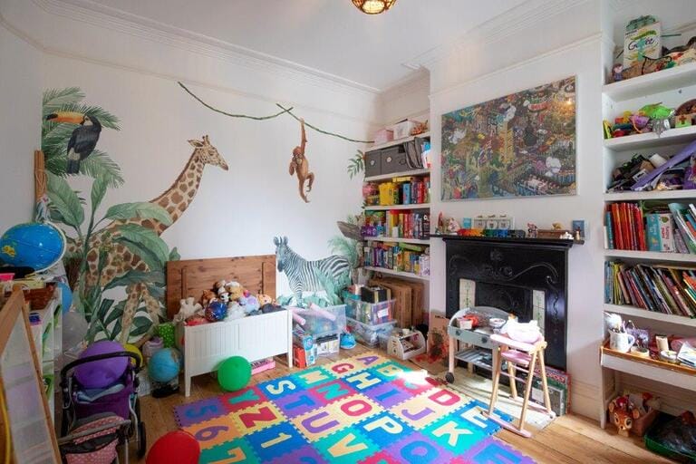 Victorian Terraced Family Home image 10