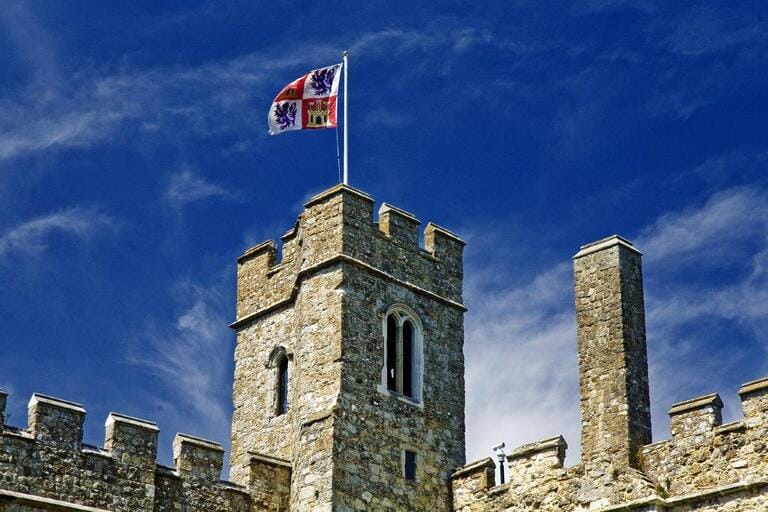Picturesque Castle in Kent image 3
