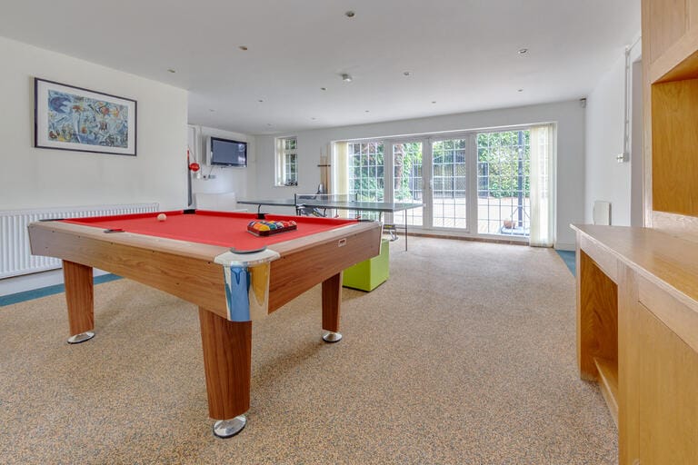 Large Detached Home in Radlett image 10