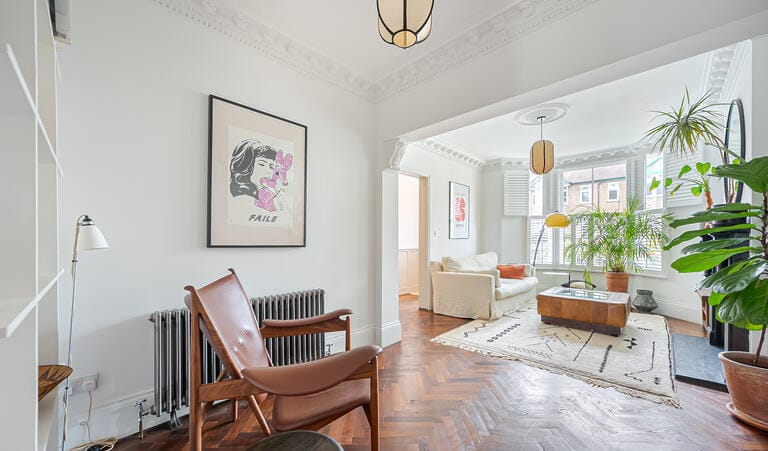 Victorian Family Home in Newham image 16