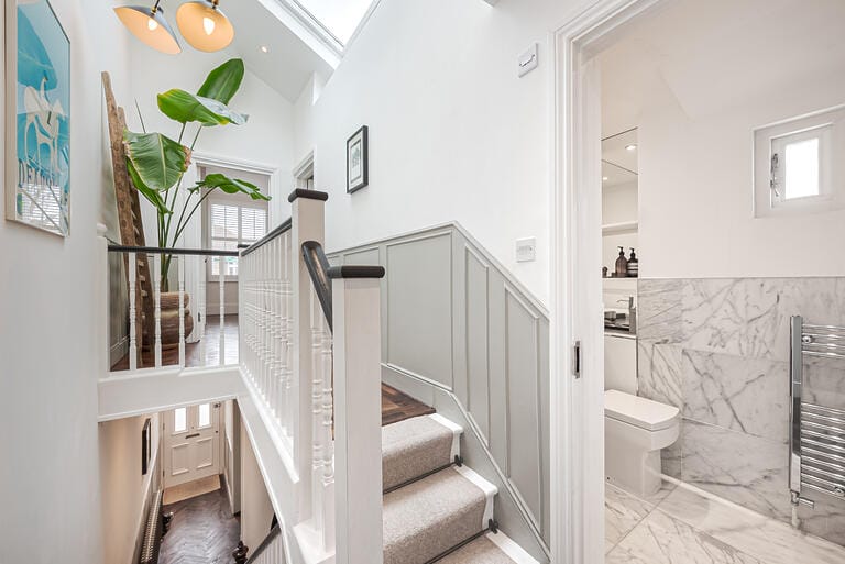 Victorian Family Home in Newham image 17