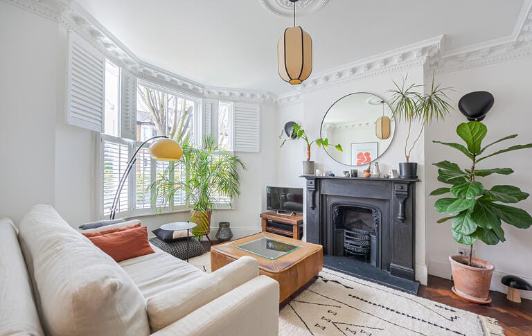 Victorian Family Home in Newham image 12