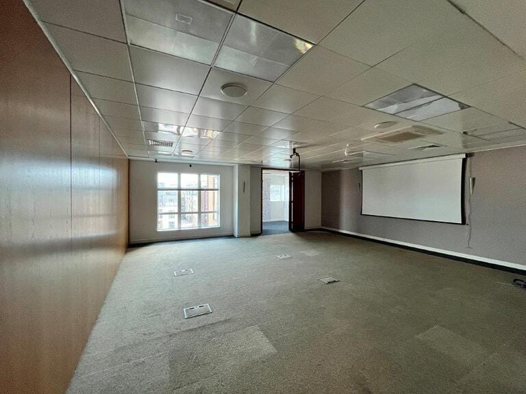 2 x Uxbridge Office Floors image 36