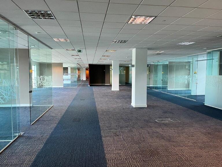 2 x Uxbridge Office Floors image 7