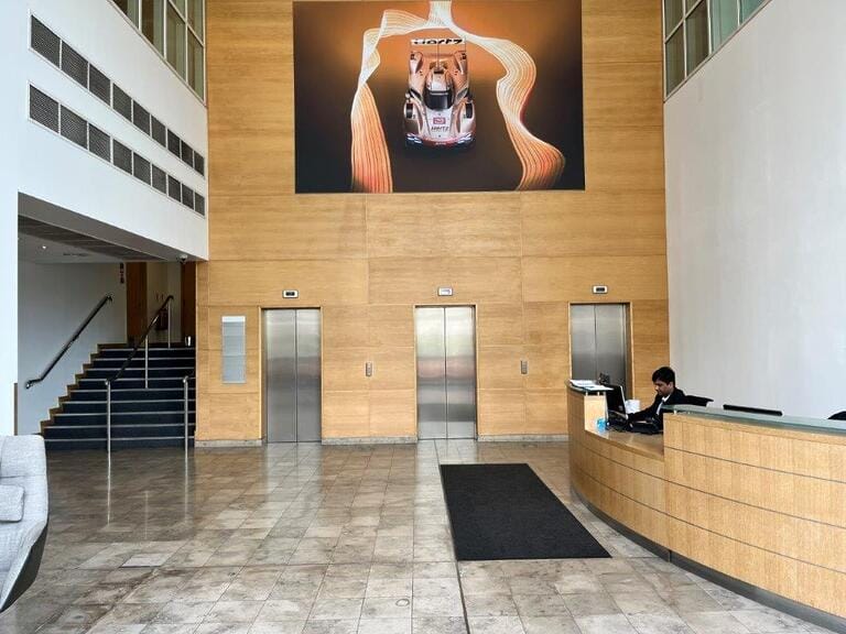 2 x Uxbridge Office Floors image 3