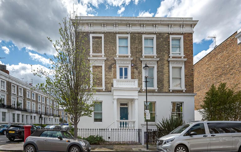 Four-Storey Home with Roof Terrace image 2