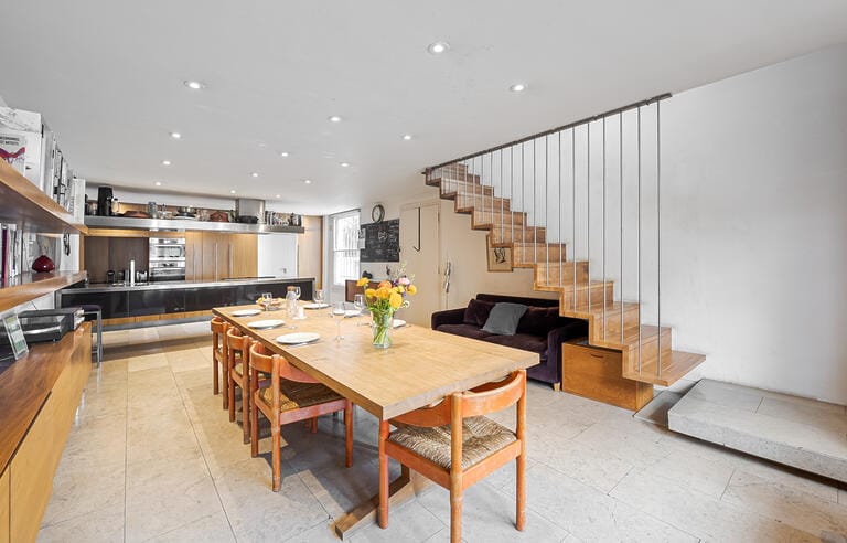 Four-Storey Home with Roof Terrace image 4