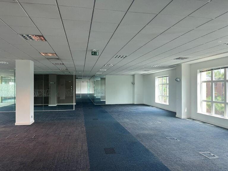 2 x Uxbridge Office Floors image 12