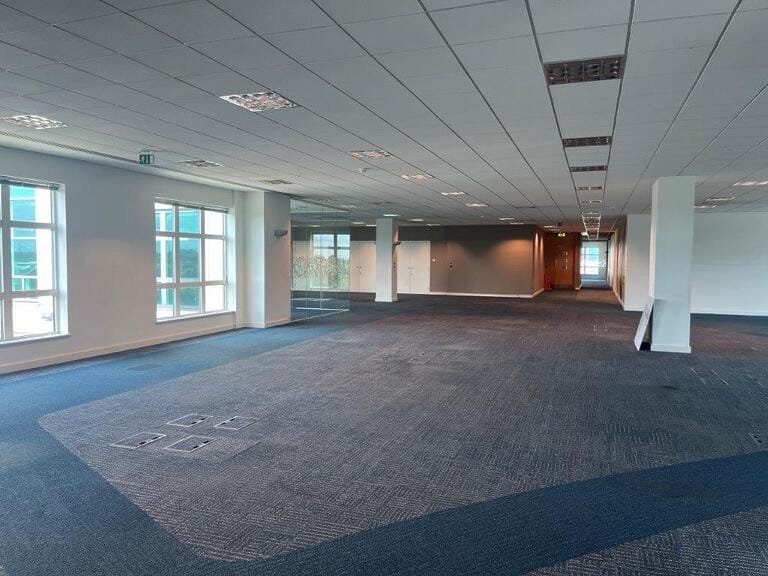2 x Uxbridge Office Floors image 14