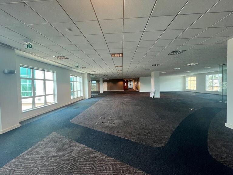 2 x Uxbridge Office Floors image 19