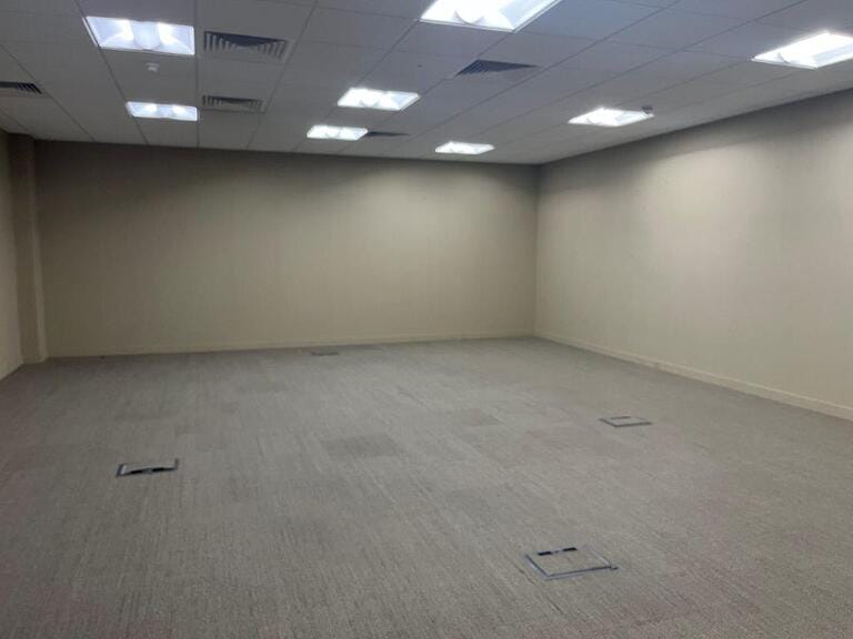 2 x Uxbridge Office Floors image 20