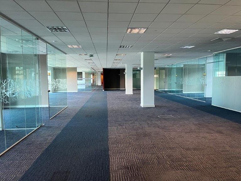 2 x Uxbridge Office Floors image 35