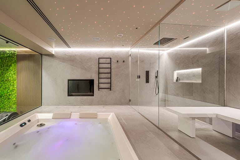 Luxurious Modern Detached Home in Clapham image 56