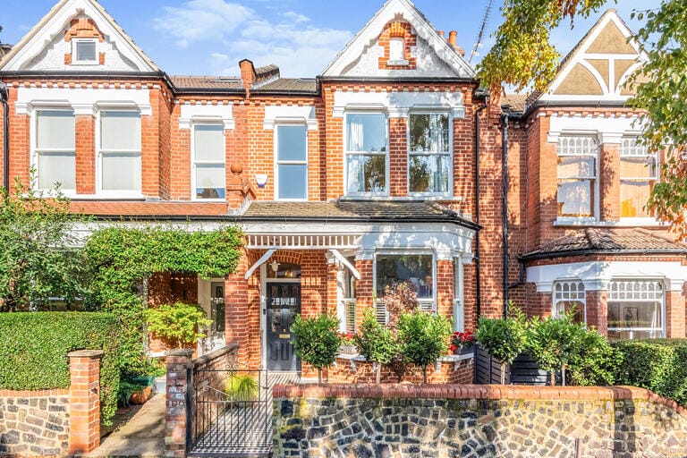 Edwardian Home in Muswell Hill image 1
