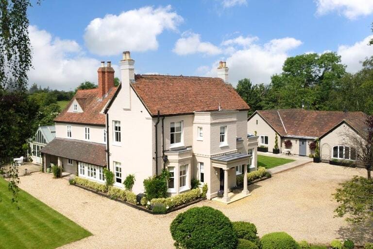 English Countryside Residence image 1