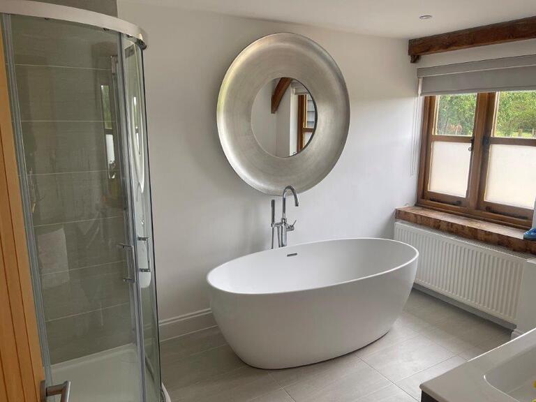 Converted Barn in Epping image 19