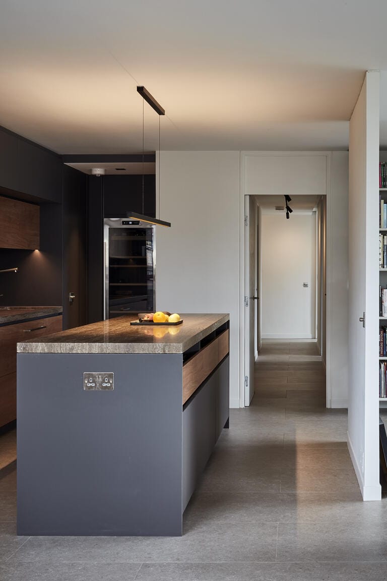 Architecturally Designed Tower Flat image 5