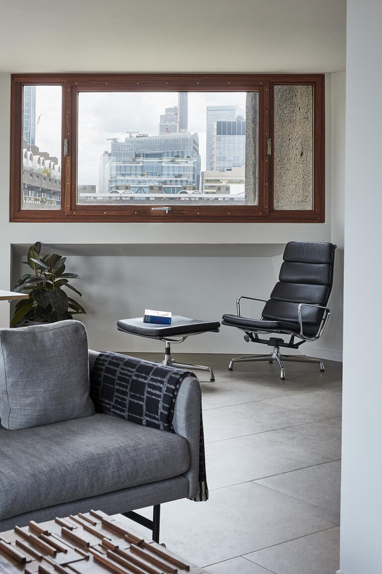 Architecturally Designed Tower Flat image 10