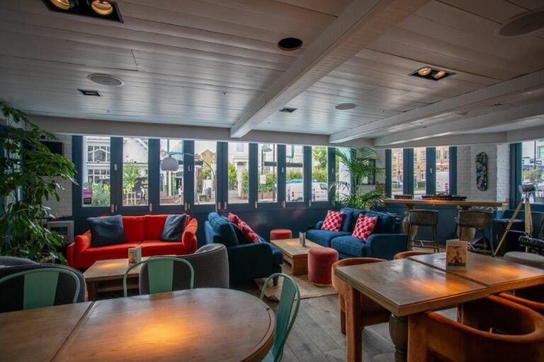 Restaurant and Bar in South West London image 5
