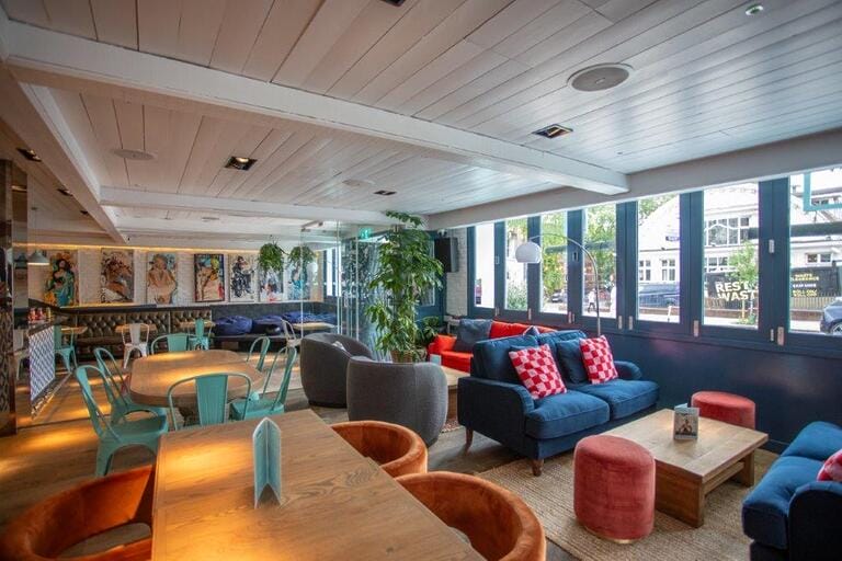 Restaurant and Bar in South West London image 8