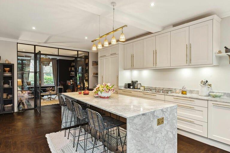 Victorian Family Home in South East London image 3