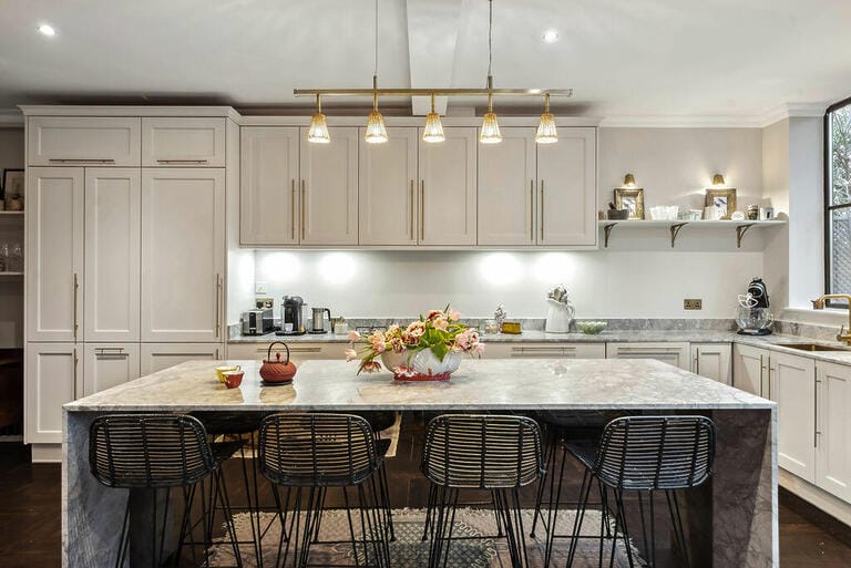 Victorian Family Home in South East London image 4
