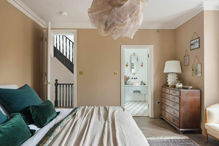 Victorian Family Home in South East London image 15