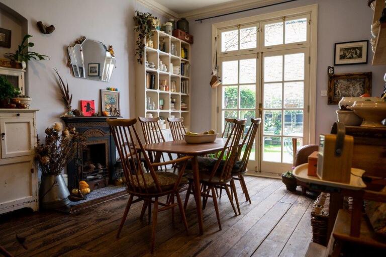 5 Bedroom House with Rustic Interiors image 13