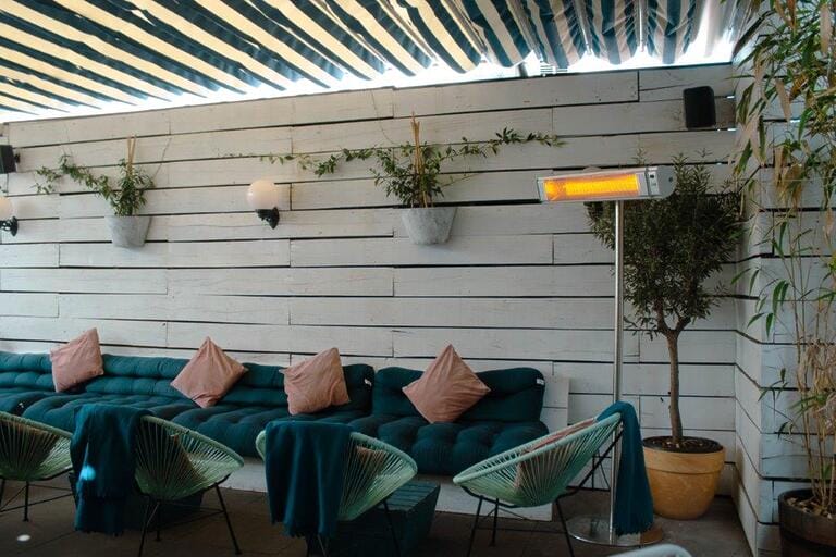 Restaurant Bar with Roof Terrace image 20