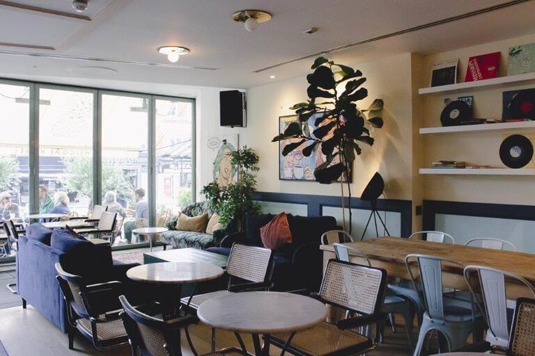 Restaurant Bar with Roof Terrace image 6