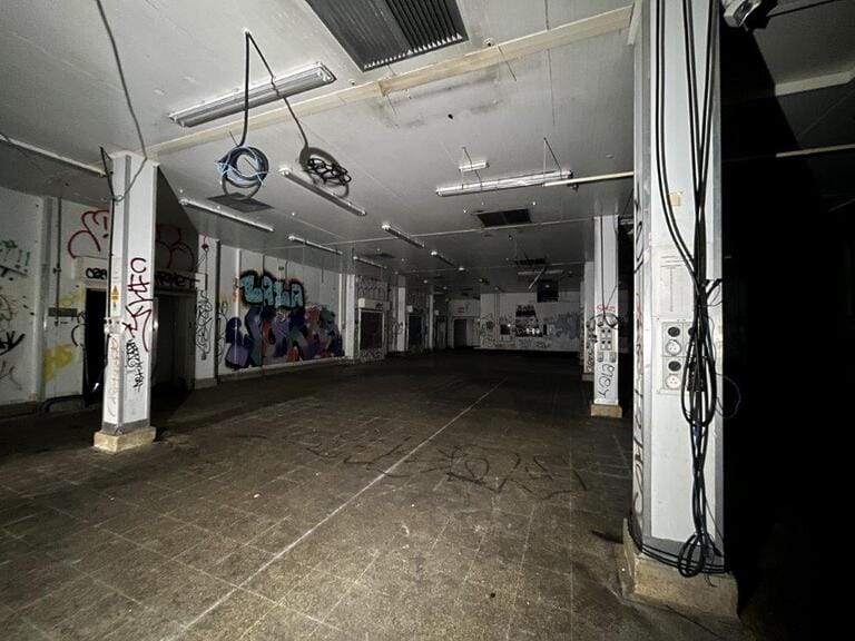 Urban Warehouse with Unit Base image 8