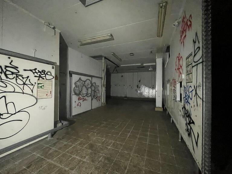 Urban Warehouse with Unit Base image 11