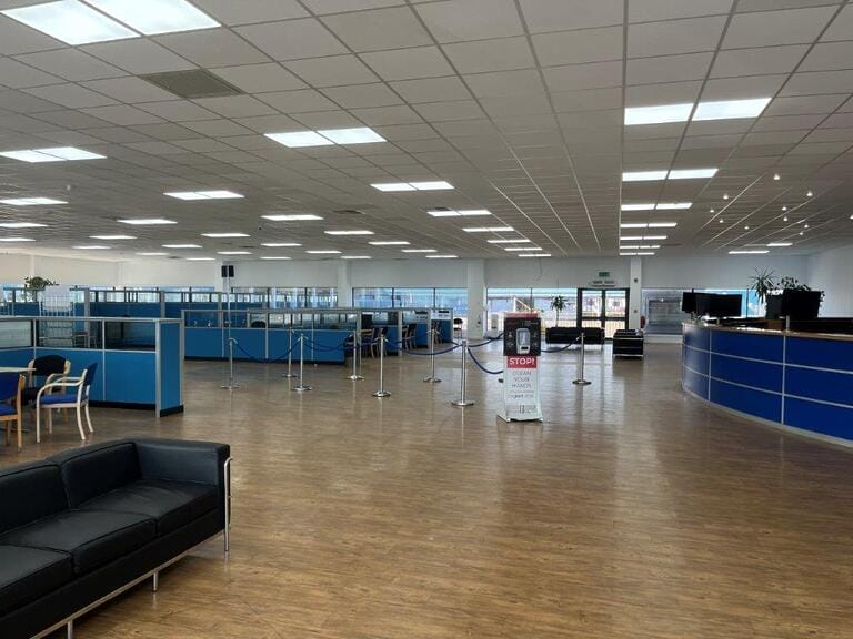 Park Royal Office / Showroom image 3