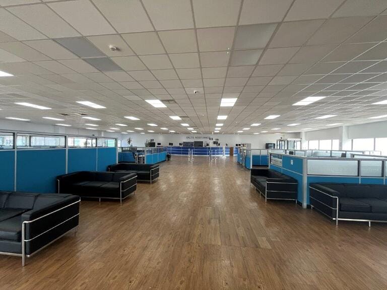 Park Royal Office / Showroom image 10