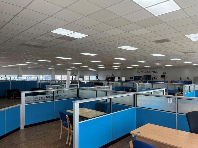Park Royal Office / Showroom image 7