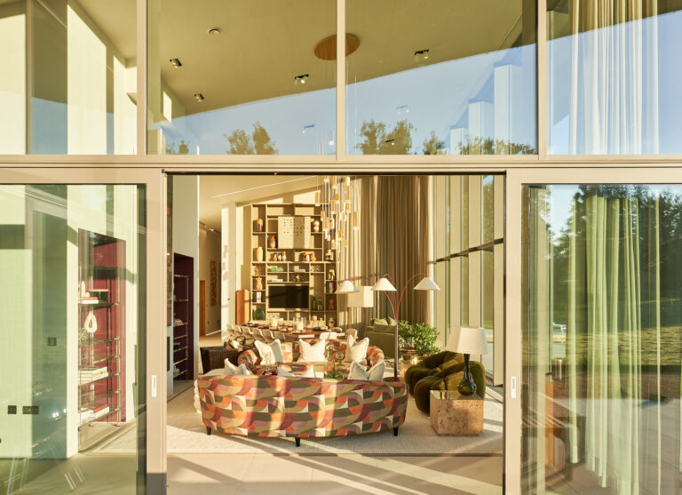 Lakeside Retreat image 9