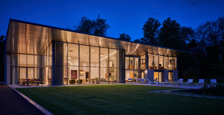 Lakeside Retreat image 31