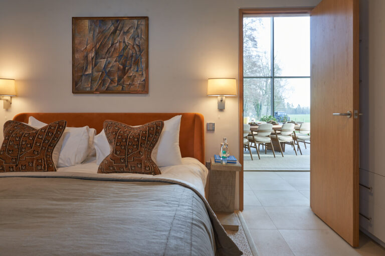 Lakeside Retreat image 14